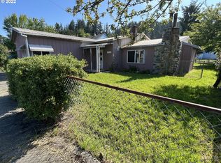 524 2nd Ave, Powers, OR 97466