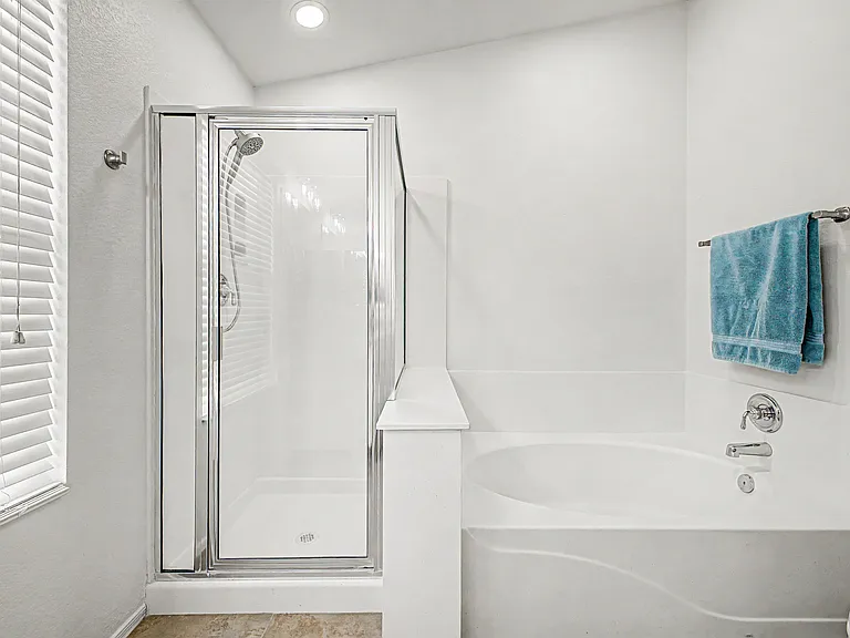 Primary Bathroom en-suite