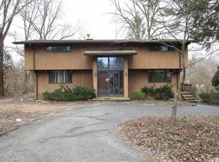 8901 Foley Dr, Belleville, IL