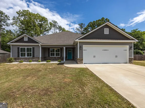 18 Ihagee Creek Cir, Fort Mitchell, AL 36856