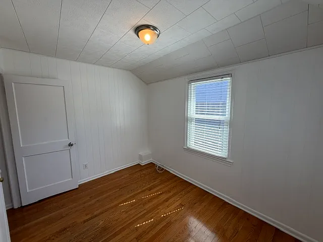639 Emerson St NE — Photo 29