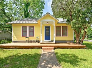 402 S Johnson Ave, San Marcos, TX 78666