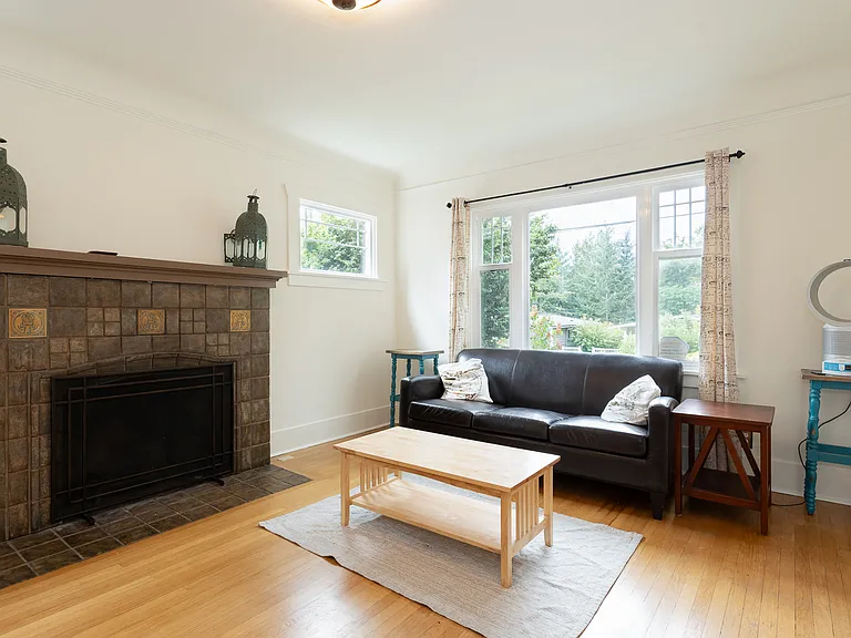 5524 25th Ave NE — Photo 7
