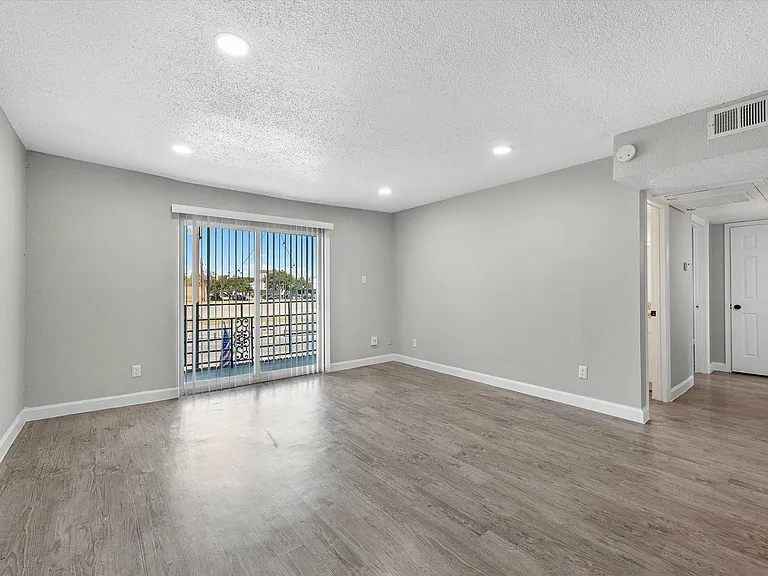 The Citadel at Med Center Houston Apartments — Photo 3