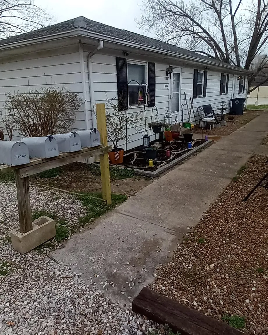 2 bed, $775 — Photo 2
