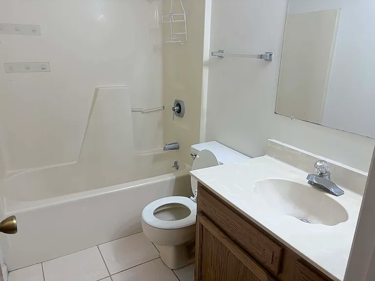 3784 NW Huntsboro St #101 — Photo 5