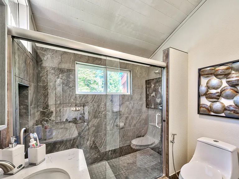 1163 Snow Crest Rd — Photo 16