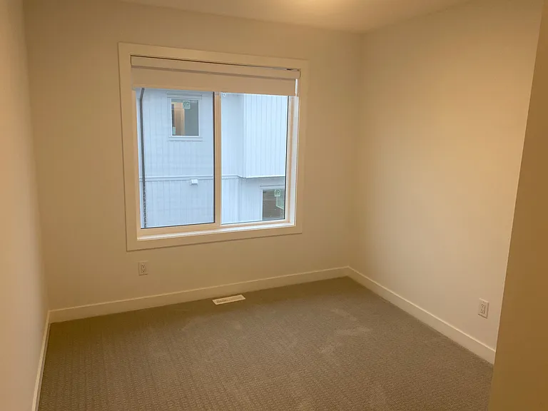280 Chelsea Rd — Photo 20