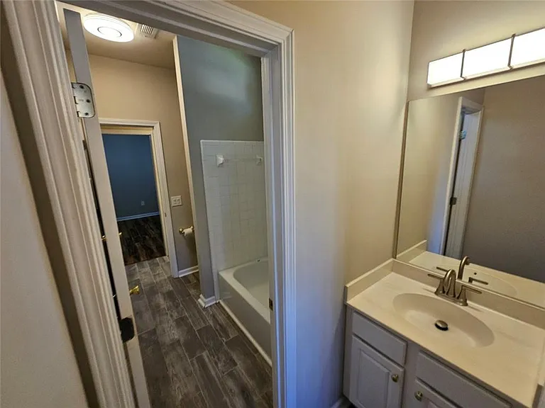 1550 Argonne Ln — Photo 24