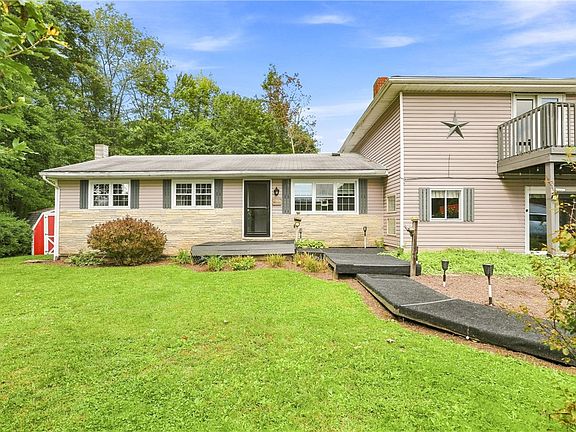 5th image of 204 Stepping Stone Rd