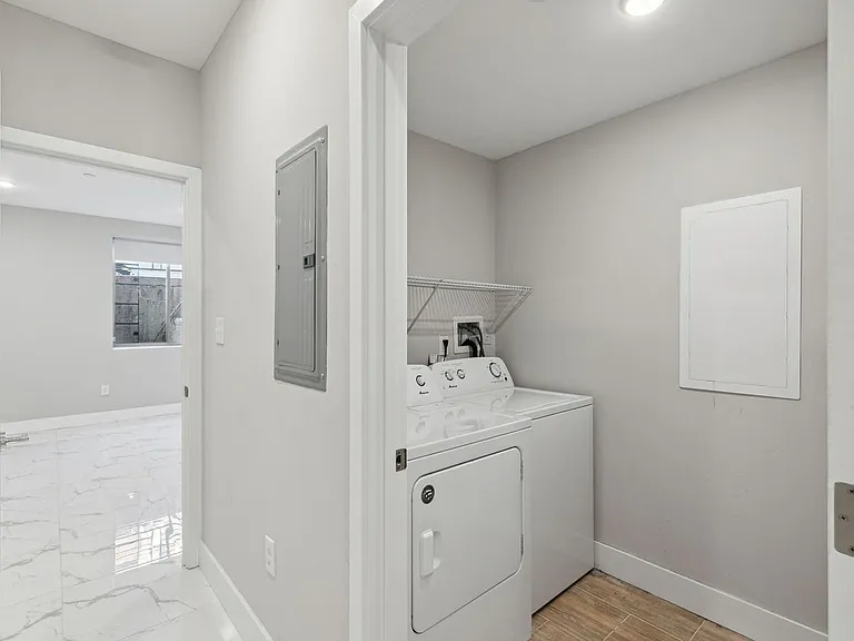 1845 E Huntingdon St — Photo 108