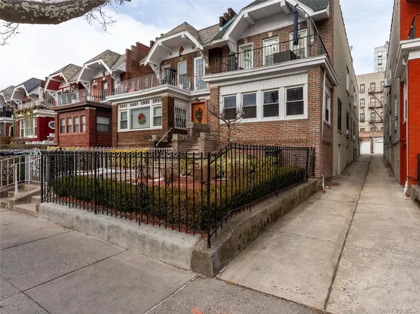 1065 Carroll Street, Brooklyn, NY 11225