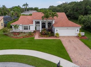 9656 Sycamore Ct, Davie, FL 33328