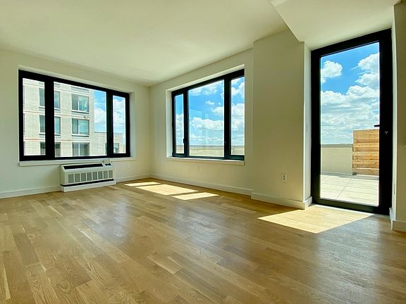 2nd image of 1535 Bedford Ave APT 502