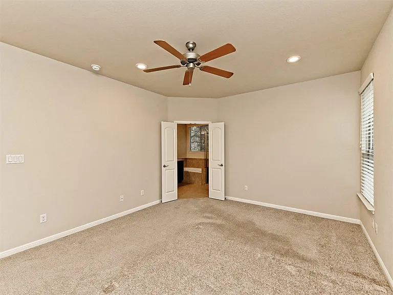 21800 Ryan Dr — Photo 15
