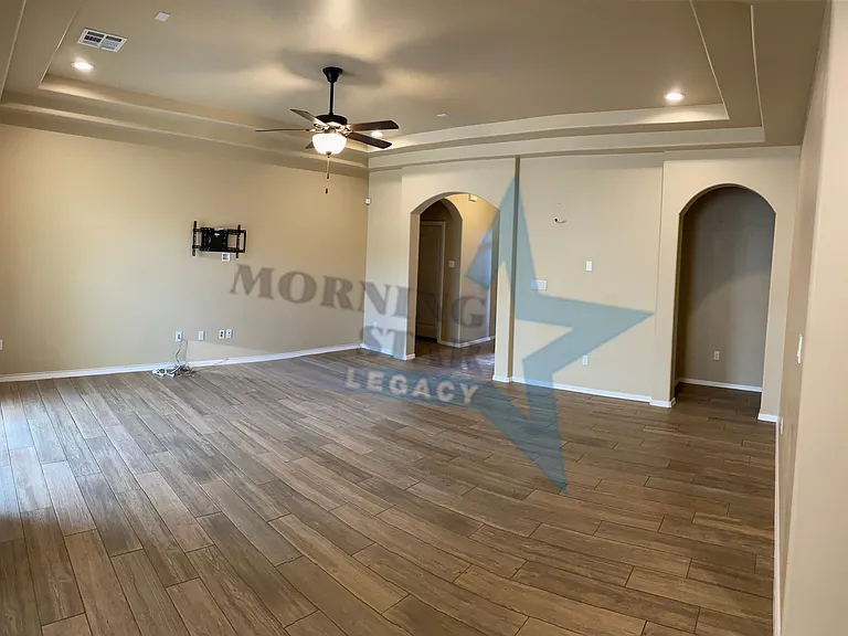 5914 Big Jim Dr — Photo 2
