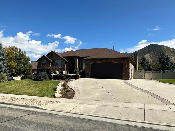 607 S Haylie Ln E, Tooele, UT 84074