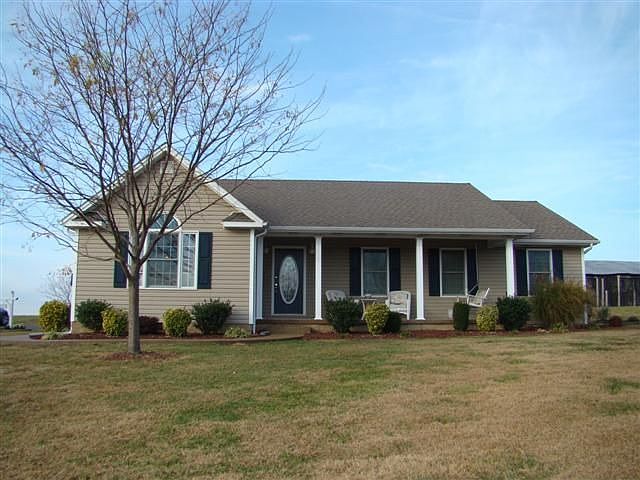 1st image of 121 Piney Way