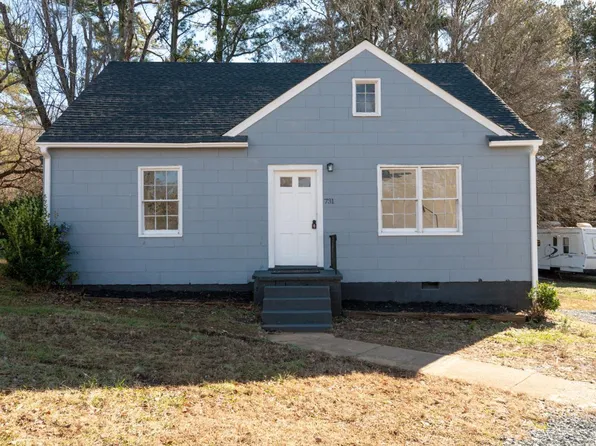 731 W Sycamore St, Chase City, VA 23924