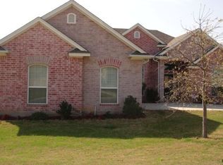 131 Holmes Ln, Weatherford, TX 76085