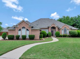 519 Springbranch Dr, Keller, TX 76248