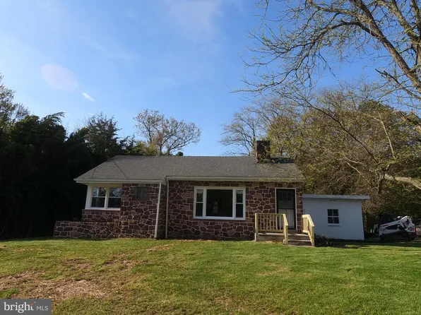 154 Golf Course Rd, Mohnton, PA 19540