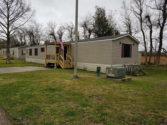 2nd image of 228 Country Breeze Ln