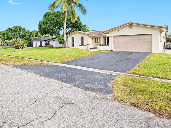 5th image of 12223 NW 31st Dr