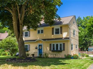 286 Cromwell Dr, Rochester, NY 14610