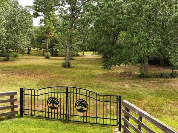 26173 Crown Ranch Blvd, Montgomery, TX 77316