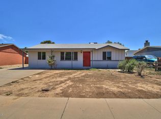 6967 W Solano Dr N, Glendale, AZ 85303
