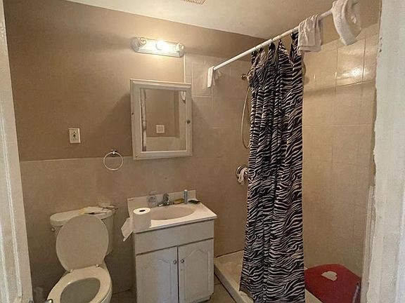 3rd image of 52 Westside Ave #1-4