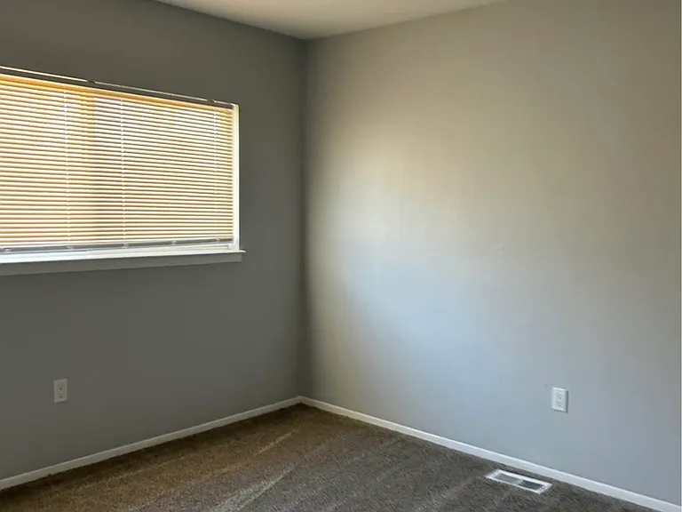 12455 Georgiana Ave — Photo 7