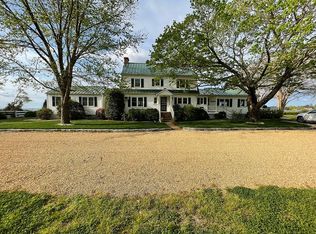 5624 Balls Neck Rd, Kilmarnock, VA 22482