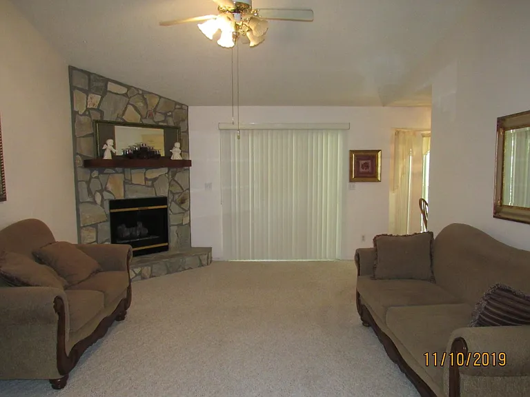 4530 Parkwood Ln E — Photo 6