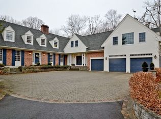 15 Greenridge Ln, West Hartford, CT 06107