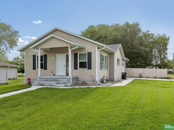 317 N 11th St, Tekamah, NE 68061