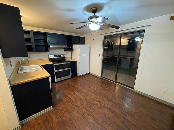 3rd image of 4421 Stover St #1