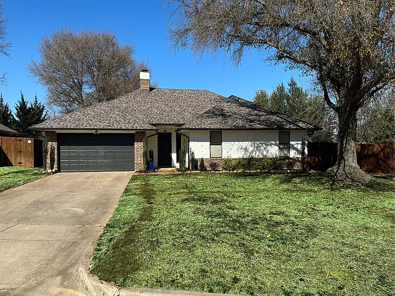 306 Dove Creek Trl — Photo 1