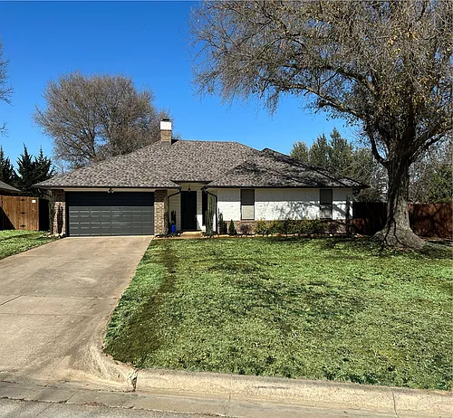 306 Dove Creek Trl Photo 1