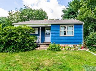 27 Moxley Rd, Uncasville, CT 06382