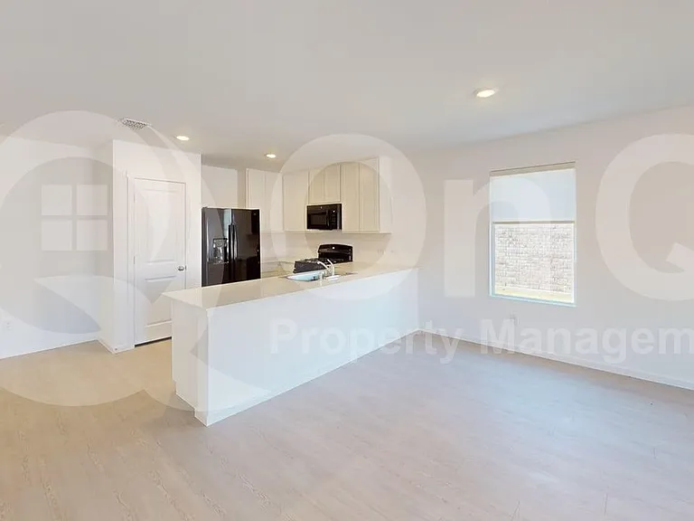 14085 Ladbroke St — Photo 4