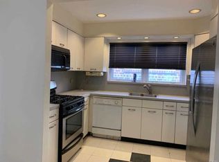 1619 Mulford Ave #3F, Bronx, NY 10461