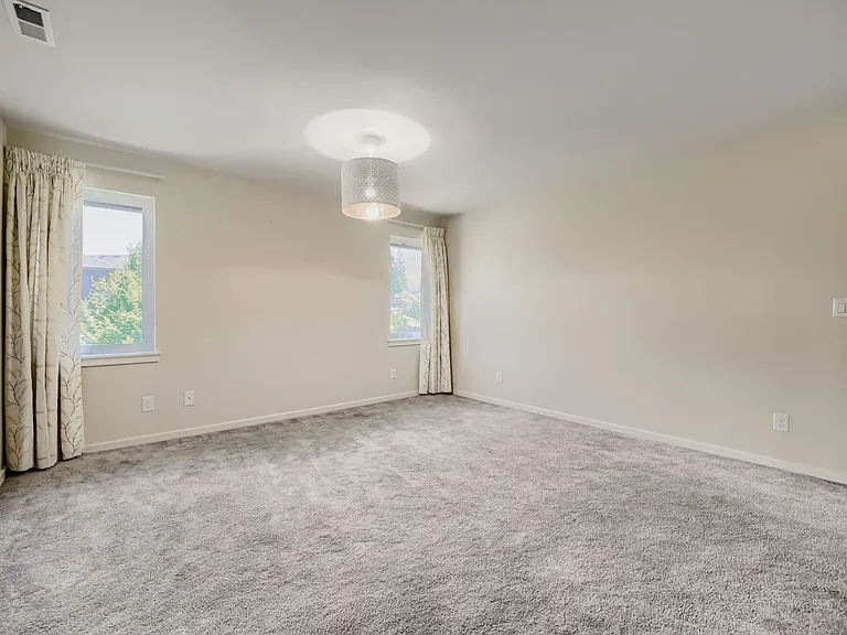 3812 NE 23rd Pl — Photo 24