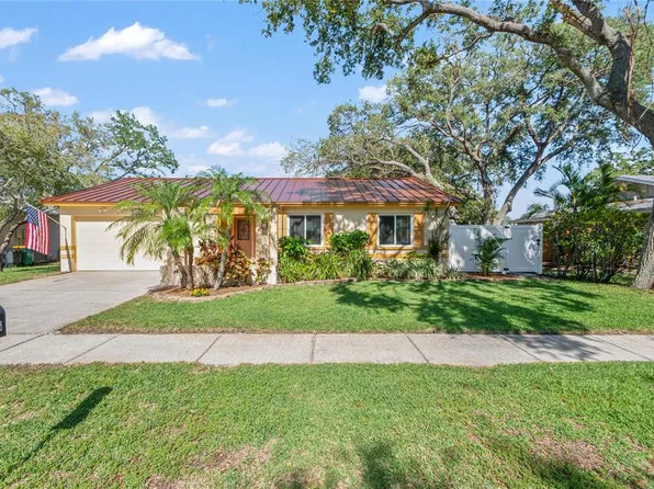 11125 117th St, Seminole, FL 33778