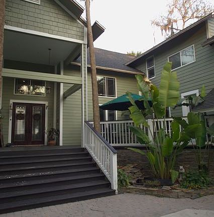 5th image of 419 Whitcomb Dr