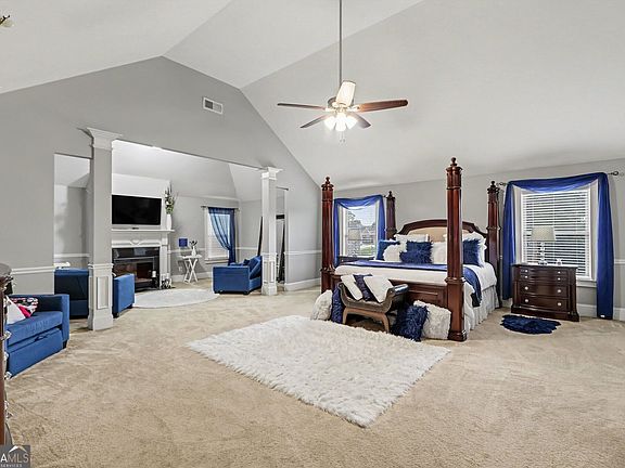 4th image of 3808 Gage Ct
