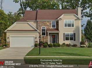 2431 Deerfield Dr, Avon, OH 44011
