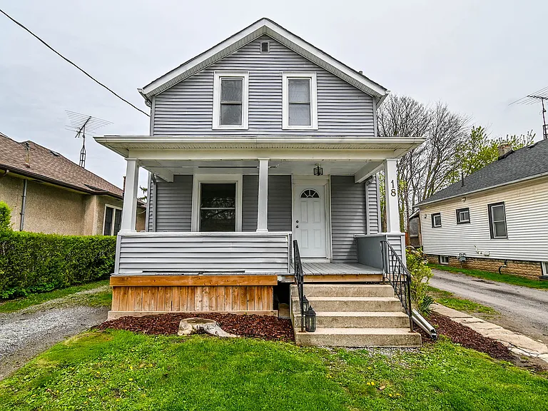 18 Rodman St #ON — Photo 1
