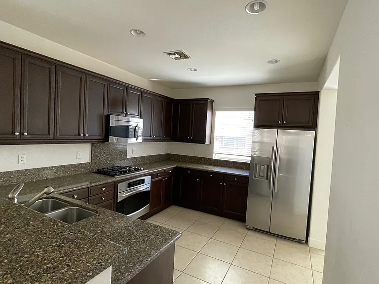 2939 Kobio Dr — Photo 5